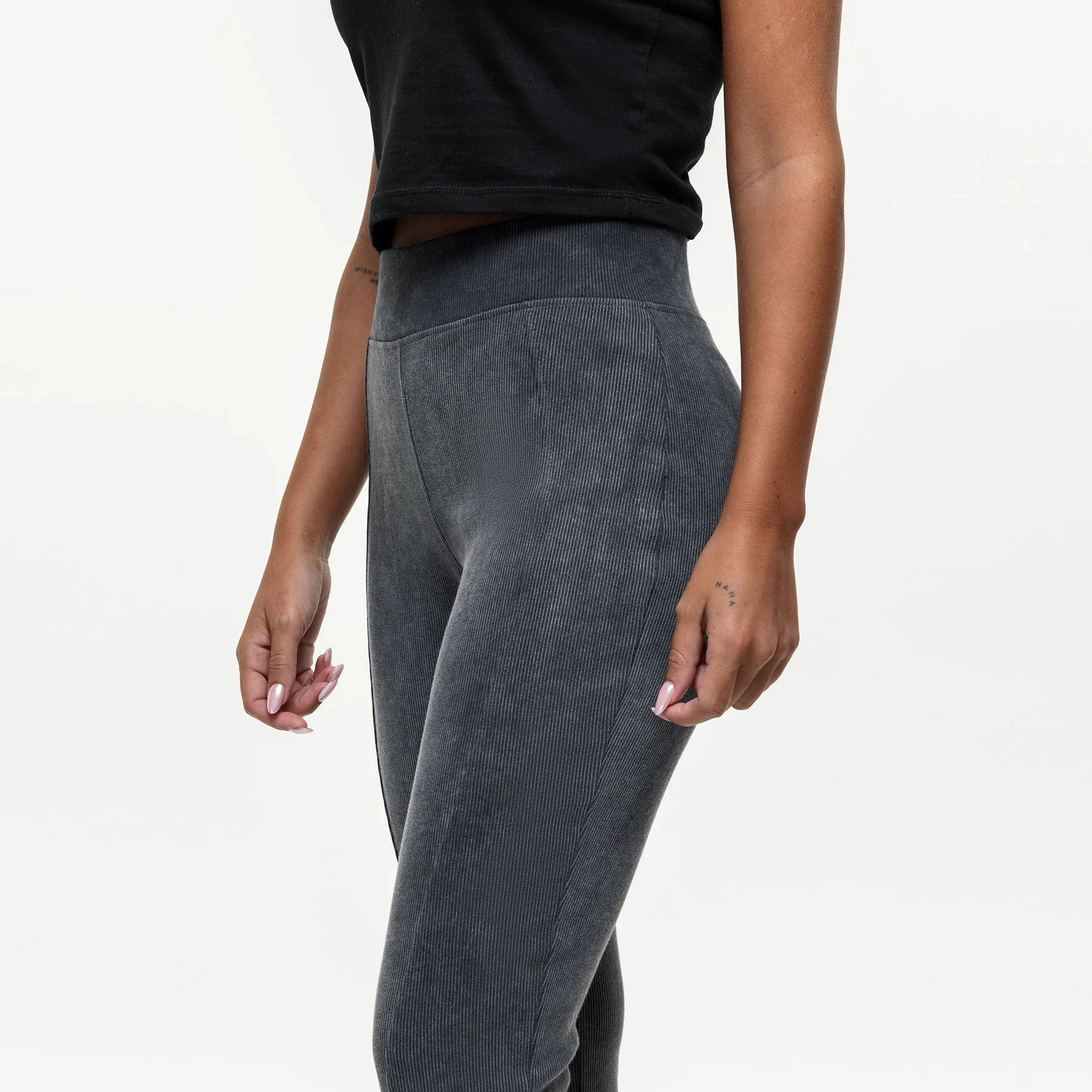Contour Acid Wash Black Legging - Image 4