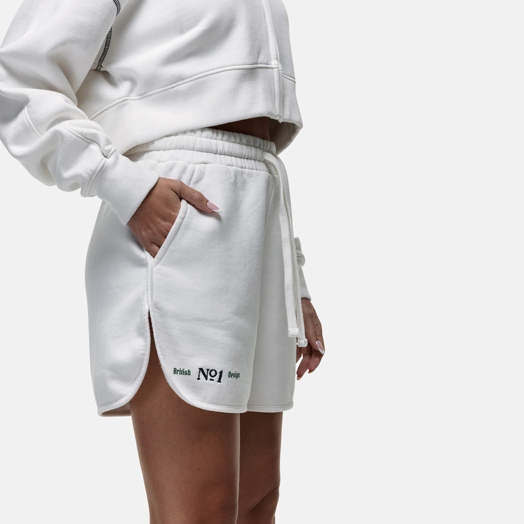 Antiquity Off White Shorts - Image 4