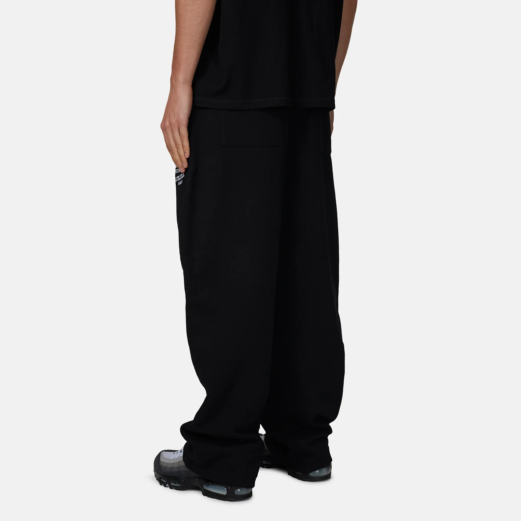 Icarus Black Sweatpants - Image 4