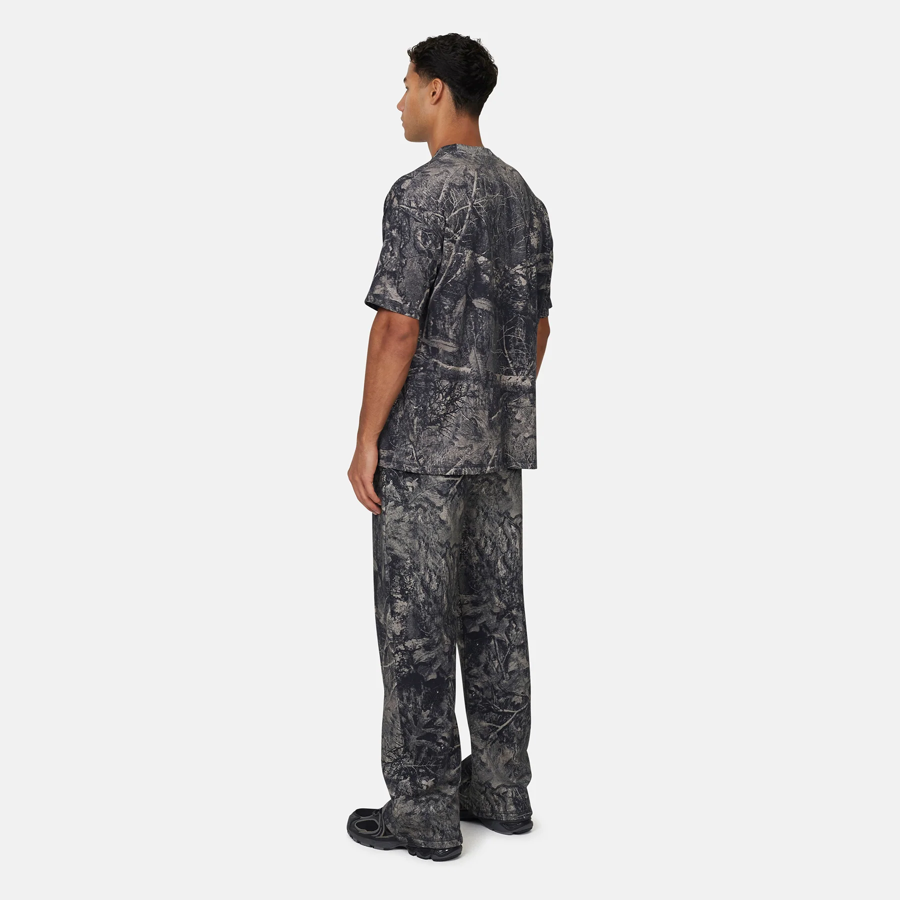 Woodland Camo Black T-shirt - Image 3